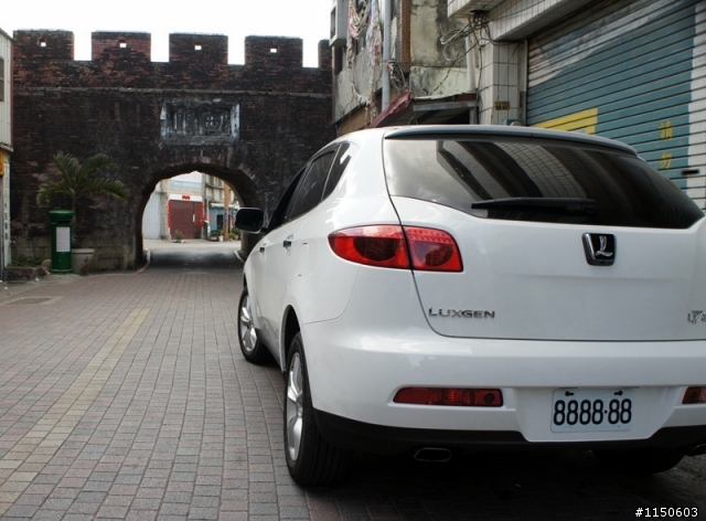 LUXGEN7 SUV 簡易開箱文 ＆ 從M家轉向L家之心路歷程 (圖不多文不少)