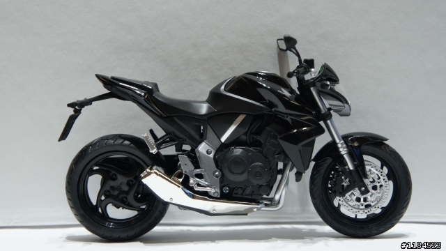 1:12 重機模型 HONDA CBR1000rr(仿賽) and CB1000r(街車)