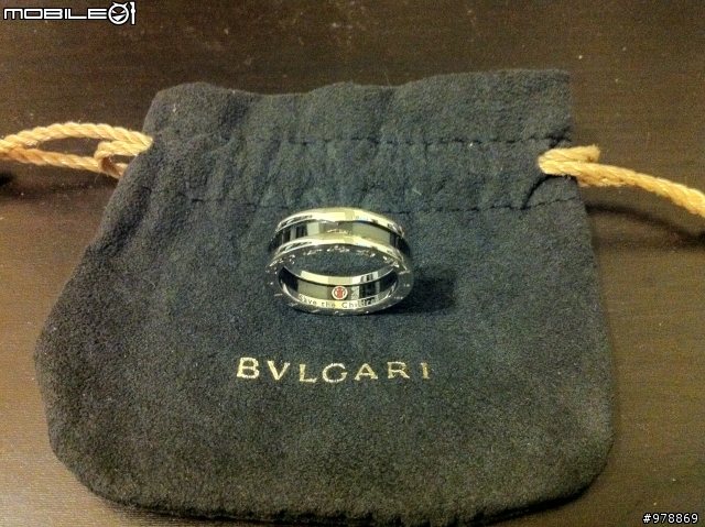 遲來的年終禮物Bvlgari save the children公益戒 另外加映 T 牌項鍊
