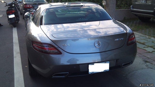 去年我在竹北遇到的SLS AMG