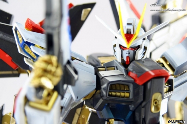 新手第一次上色 PG 1/60 Strike Freedom