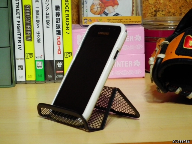 [分享]找很久才找到適合i9000的手機座