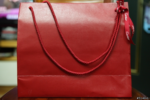 民國100年1月1日的台北101之願 -- Cartier "Trinity" 對戒