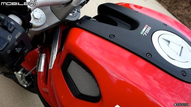 Ducati M796 代客開箱