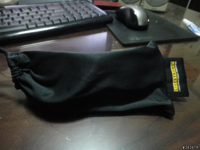 我的Oakley Livestrong STRAIGHT JACKET