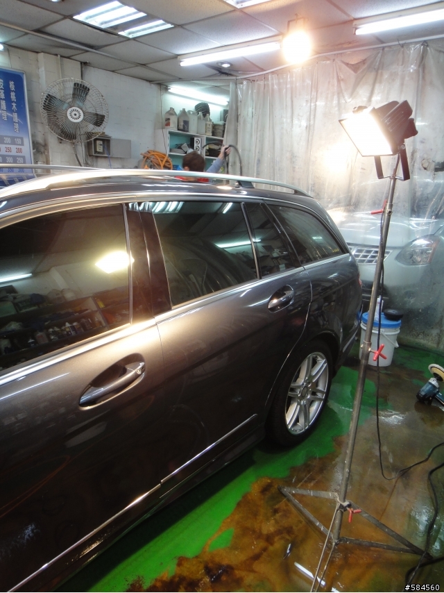 [開箱]M-Benz 2011 C300T AMG(圖超多)