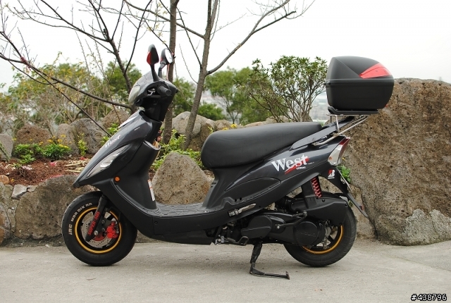 Suzuki XR125 + Givi 小後廂
