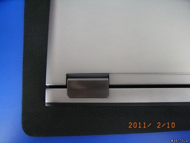 [不專業開箱文]輕薄筆電機種 DELL V130