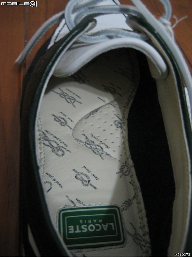 [開箱] 新年到~~ 穿新鞋~~ LACOSTE