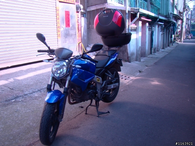 街車版酷龍~裝置物箱開文