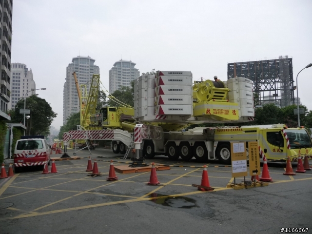 LIEBHERR-1200T吊車上工了 "2/16日新增巨怪躺下照片(拆除)"