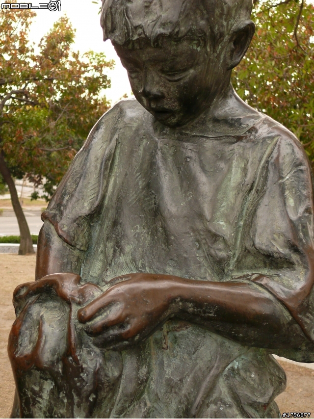 【小品】台中市區''豐樂雕塑公園''任意跑