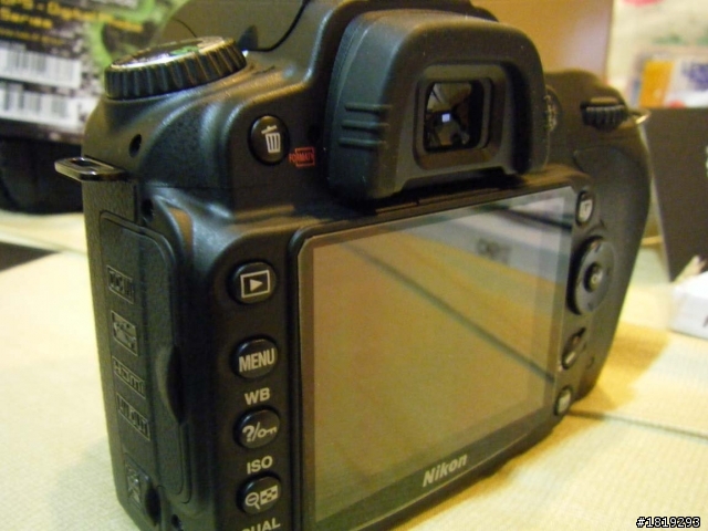 [開箱] Nikon D90 & Nikon AF 35mm F2D & Takara & 收藏家