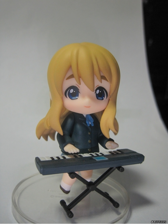 [開箱]就愛小黏土人之 K-ON! 輕音部 五人集合(同場加映V家溝來亂~~~)