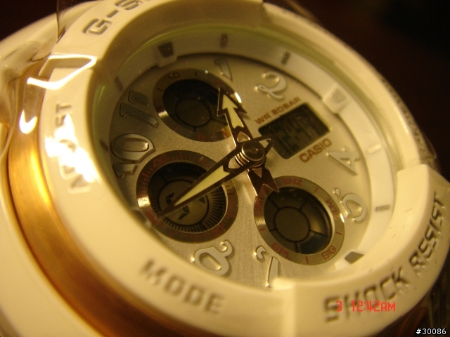 分享  G-shock天使惡魔對錶2010