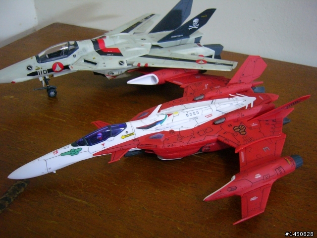 [Macross F劇場版] 1/100  YF-29 <Durandal> 聖劍