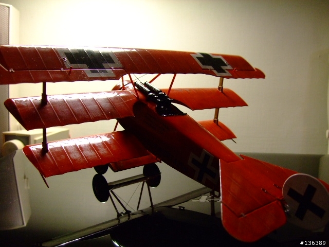 [作品]Fokker DR.I 紅男爵 Revell 1/28 一戰三翼戰鬥機