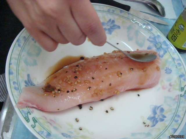 微波爐料理~腐乳醬蒸魚
