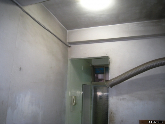 請教11坪長方形小套房裝潢格局規劃..(附簡易示意圖)