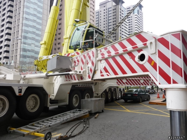 LIEBHERR-1200T吊車上工了 "2/16日新增巨怪躺下照片(拆除)"