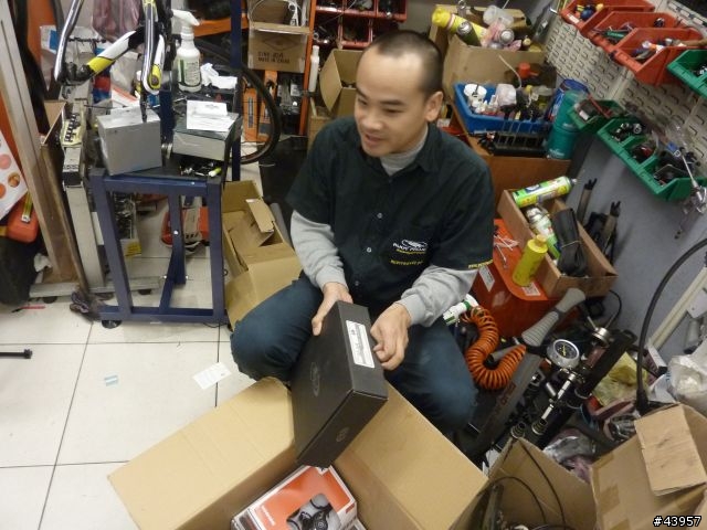 [分享]全台首發!!!車架重884g~11年Scott Scale RC