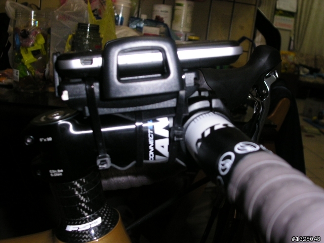 DIY公路車(登山車)萬用手機架(PDA架)以智慧手機當GPS(導航、記錄)與碼錶 Cost Down 不用花錢買碼錶(馬錶)