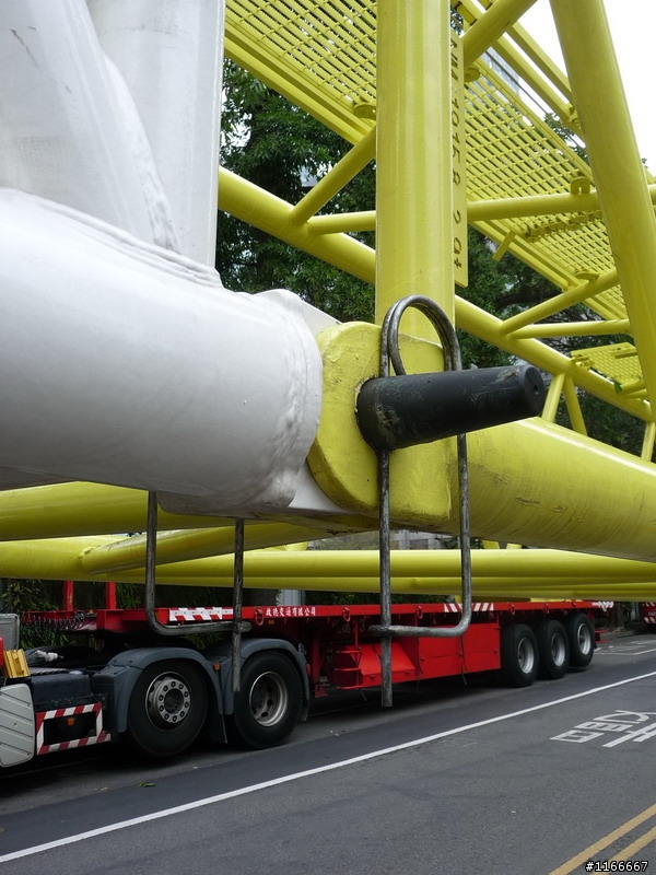 LIEBHERR-1200T吊車上工了 "2/16日新增巨怪躺下照片(拆除)"