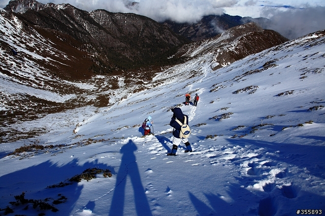 [5D2] 雪山賞雪趣