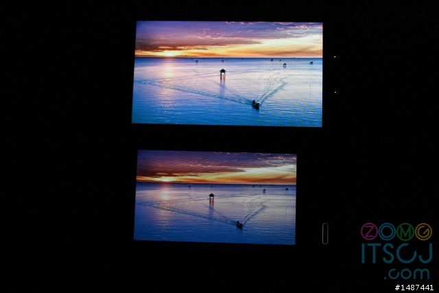 XPERIA ARC屏幕对比诺基亚N8。。。20张高清对比一次看个够。。。