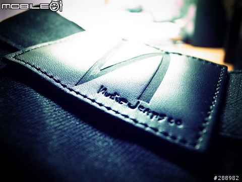 [學生箱] Nudie Thin Finn Dry Black Coated w31 L32