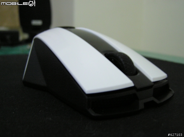 [開箱]超跑藍寶堅尼(誤) ASUS WX-Lamborghini 無線雷射滑鼠