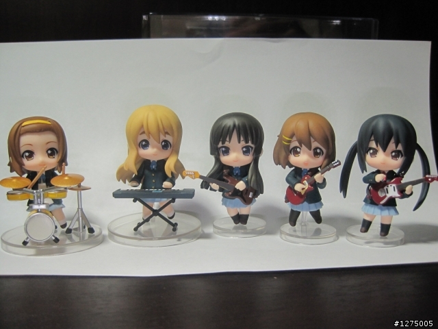 [開箱]就愛小黏土人之 K-ON! 輕音部 五人集合(同場加映V家溝來亂~~~)