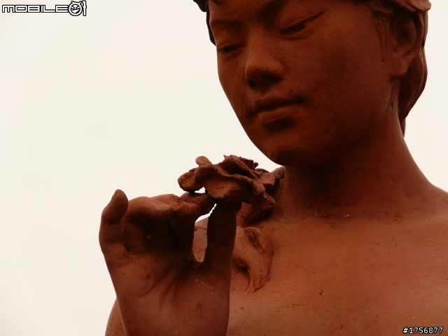 【小品】台中市區''豐樂雕塑公園''任意跑