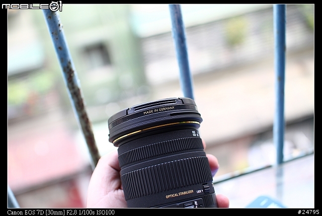 [不專業簡單開箱]Sigma 17-50mm F2.8 EX DC OS HSM