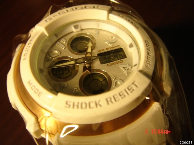 分享  G-shock天使惡魔對錶2010