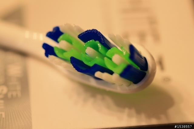 今日入手100MM f2.8L Macro IS USM