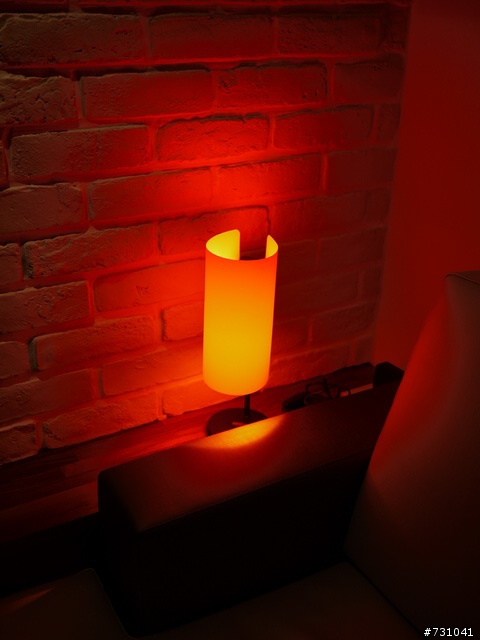 [LED燈DIY安裝開箱] 手癢  自己DIY裝了幾個小燈 還有氣氛檯燈 HOLA買的LUMEOS LED燈