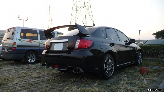 黑色 2011 STI Sedan 簡易開箱