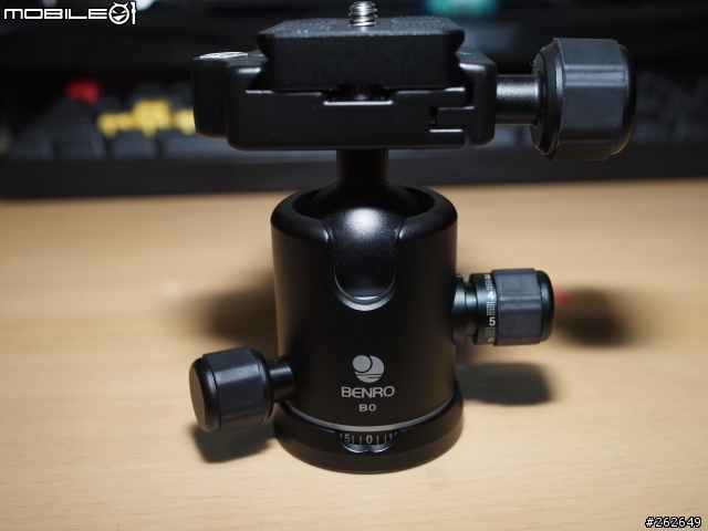 [開箱分享]  百諾 Benro C1690TB0 碳纖腳架連B0 球型雲台