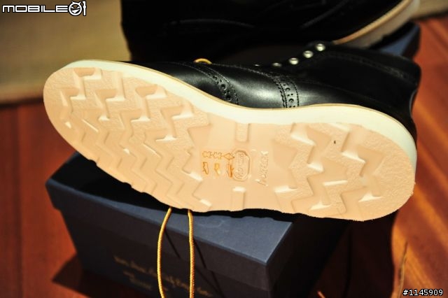 [今年最後一雙]Trickers Black Box Calf Brogue Boots 再補實穿圖!