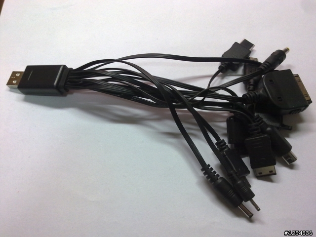 [分享]USB 12個轉接頭!(只能充電)