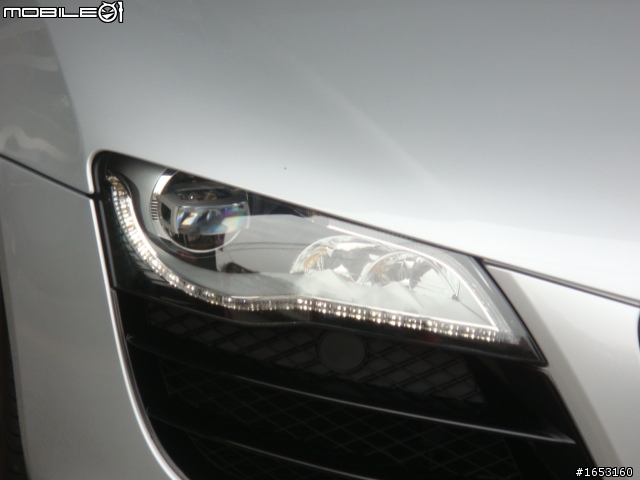 豐原車站旁，美麗的R８和S５！！！