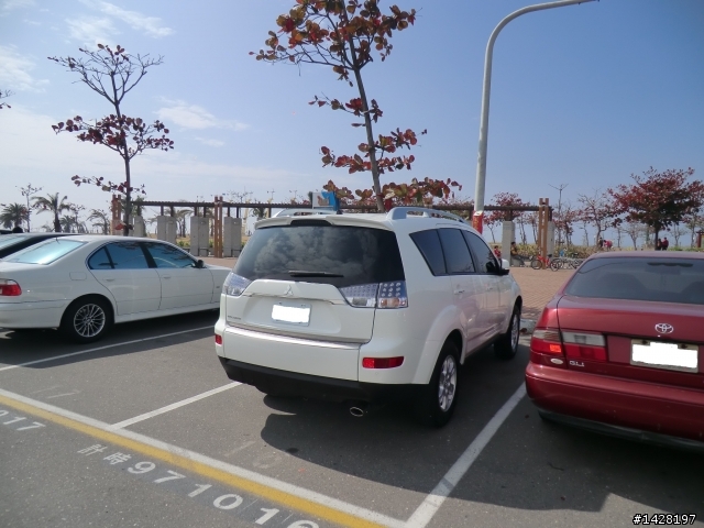 FORTIS IO進階成了OUTLANDER了