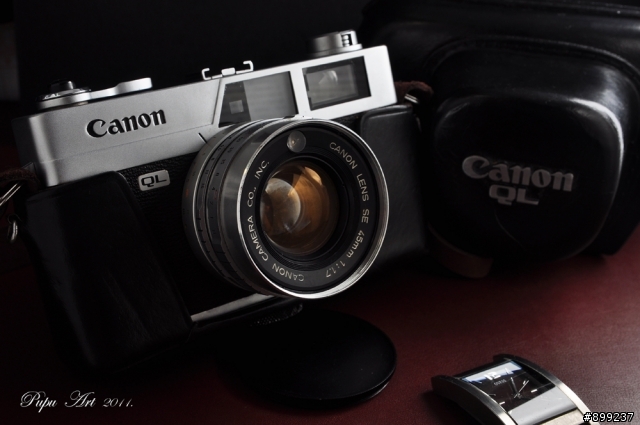 我的第一台"萊卡"canonet QL17  生於1965年 同場現映 canon flash unit J-2 古董閃燈 新增照片canonet QL17  第一捲