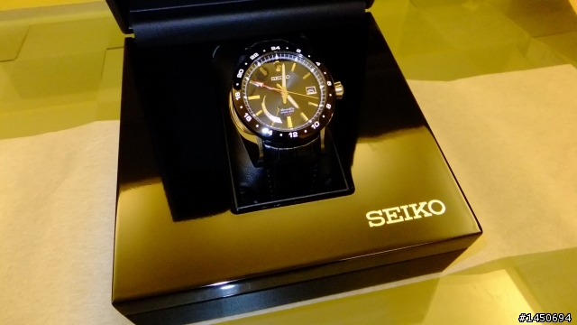 “武士刀”SEIKO Ananta spring drive GMT(SNR021)開箱