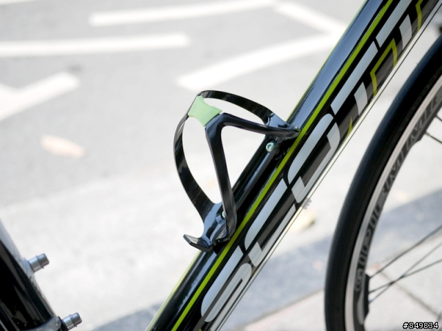 [7.3kg] 閃電CR1 SCOTT 碳纖公路車登場。