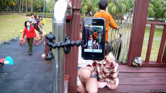 [分享] 保護殼與腳架及相機的完美結合 - Joby Gorillamobile for iPhone 4S