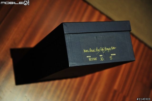 [今年最後一雙]Trickers Black Box Calf Brogue Boots 再補實穿圖!