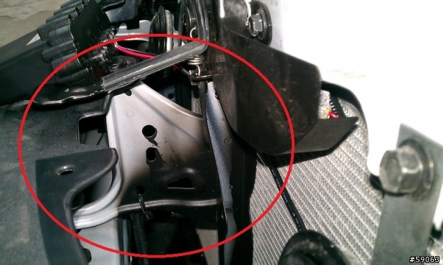 TOYOTA新車謎樣的噴漆
