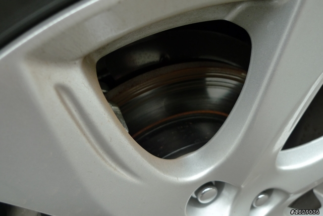 關於煞車盤和煞車皮的問題